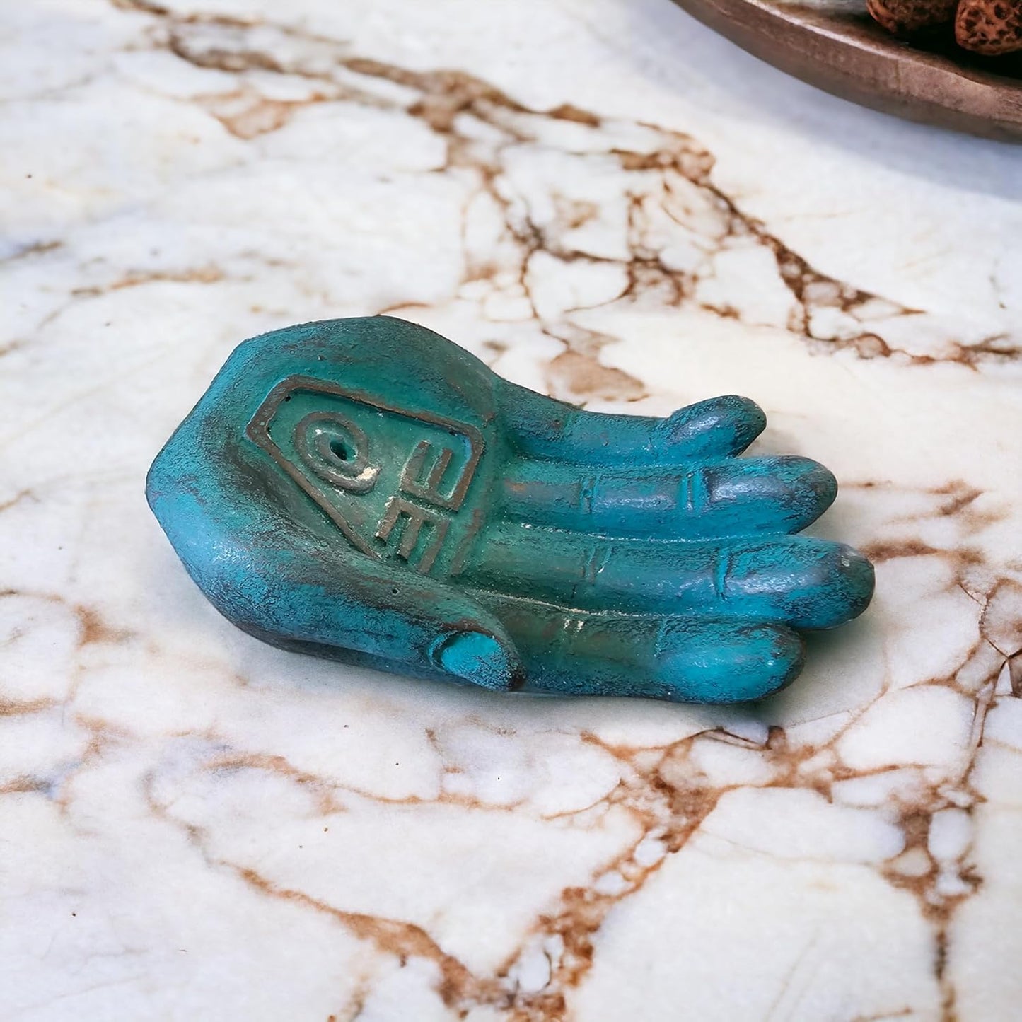 Bruciatore di incenso a forma di mano - Strumento di meditazione e serenità, ispirato ai riti indiani - Bruciatore a bastoncino o cono (Energia della Terra)