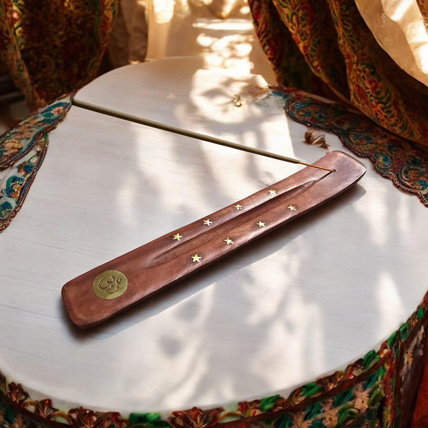 Portaincenso in legno Om – Risveglio spirituale e meditazione